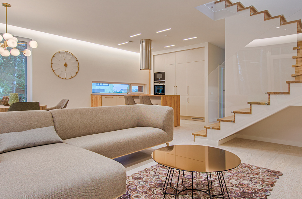 Move-Out & Move-In Cleaning Checklist for a Stress-Free Transition